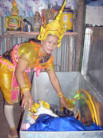 La danse Robam des Khmers, un patrimoine à préserver